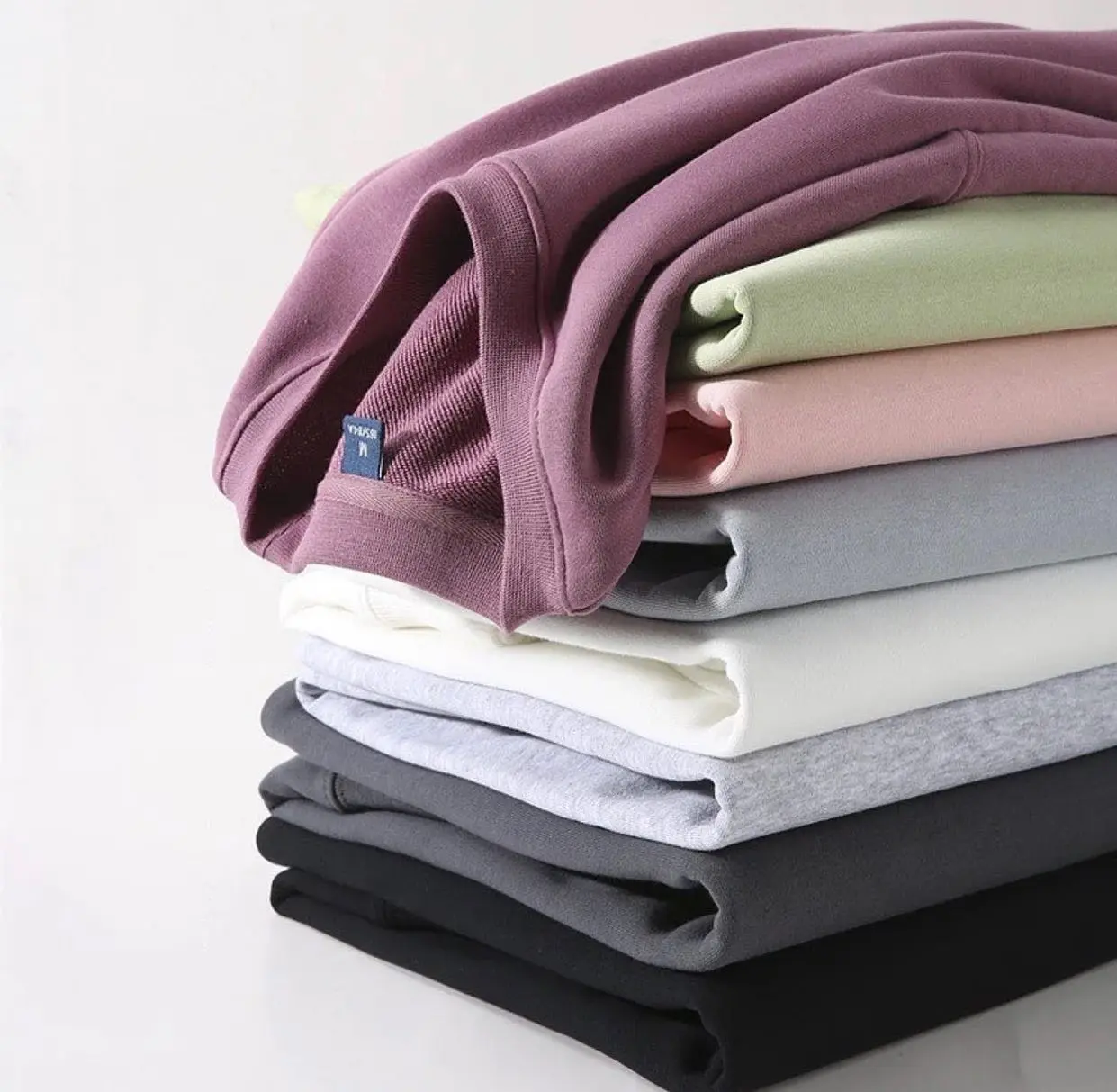 Micro MOQ Clothing Manufacturer: How to Order Under 50 Pcs